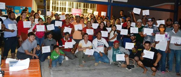 Brinda Protección Civil capacitación a los pescadores de Puerto Chale