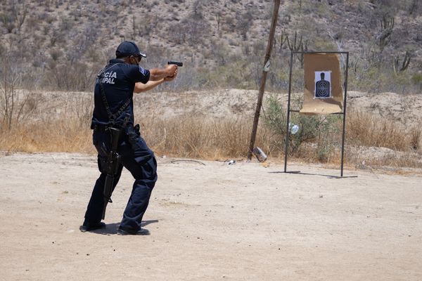 Realiza policía municipal prácticas de tiro