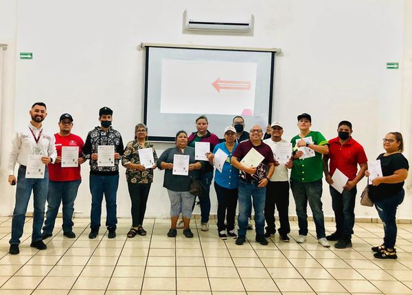 Cumplen Mercados Municipales de La Paz con normas sanitarias