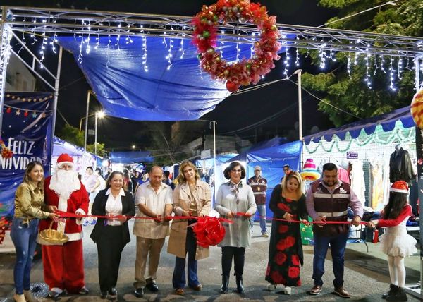 Inicia el tradicional Tianguis Navideño en el Centro Histórico de La Paz