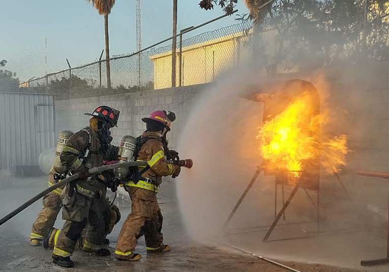 Asistirán Bomberos de La Paz a capacitación en incidentes y descontaminación de escena