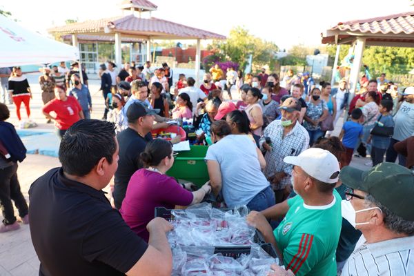 Lleva a cabo DIF La Paz jornada multidisciplinaria en Olas Altas