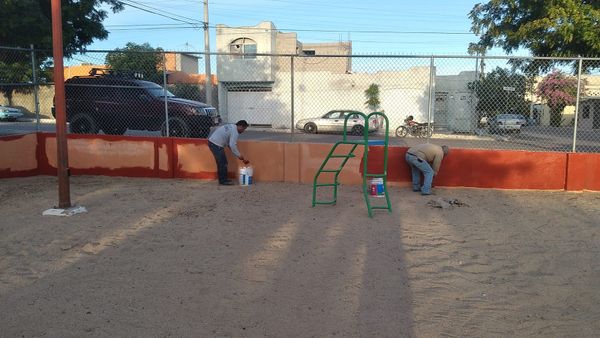 Realiza personal de barrido manual de Servicios Públicos limpieza de 6.5 km