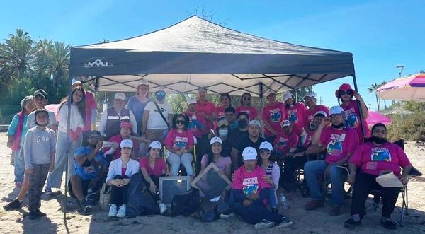 Realizan recolección de residuos en la playa La Posada en La Paz