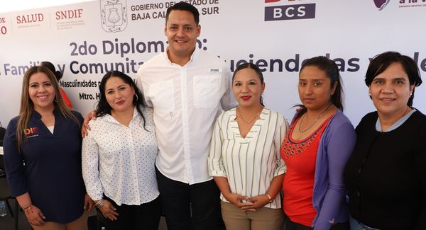 Se suma DIF La Paz al diplomado “Democracia familiar y Comunitaria”