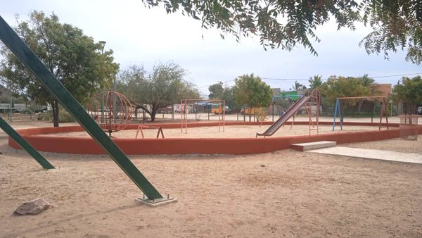 Servicios Públicos embellece 10 parques y jardines de la ciudad