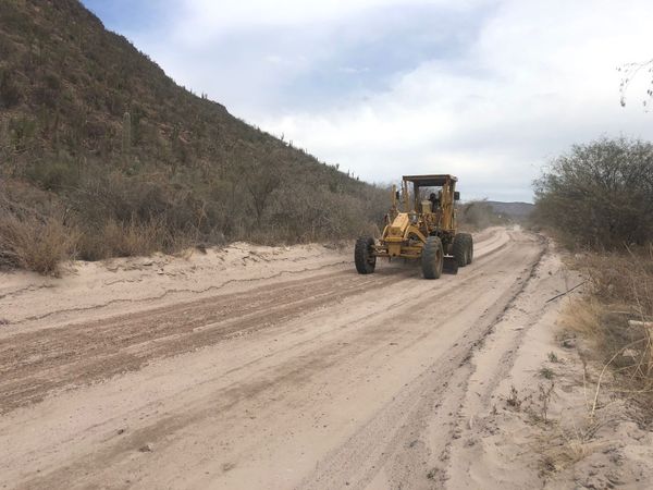 Trabaja Servicios Públicos en la rehabilitación de caminos vecinales para mejorar el tránsito vehicular