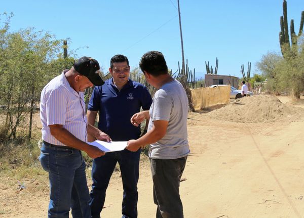 Avanza Ayuntamiento de La Paz en el Programa de Electrificación 2023