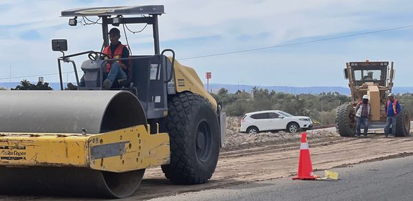 Avanzan trabajos de la Ciclovía y Andador Peatonal en el Libramiento Daniel Roldán