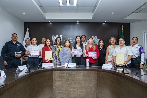 Presentan código QR con Reglas de Tránsito para Turistas