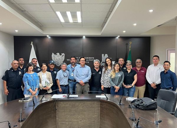 Trabaja Ayuntamiento en programa de liberación de acceso a playas