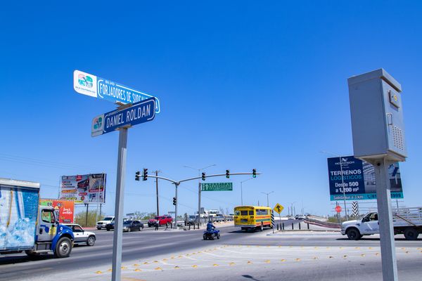 Semáforo de Forjadores de Sudcalifornia y Libramiento Daniel Roldán quedará temporalmente inactivo por trabajos de mantenimiento.