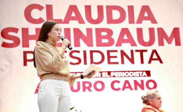 Asiste Alcaldesa a presentación del libro “Claudia Sheinbaum Presidenta”