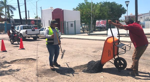 Avanza en La Paz el Programa Emergente de Bacheo por parte de Servicios Públicos