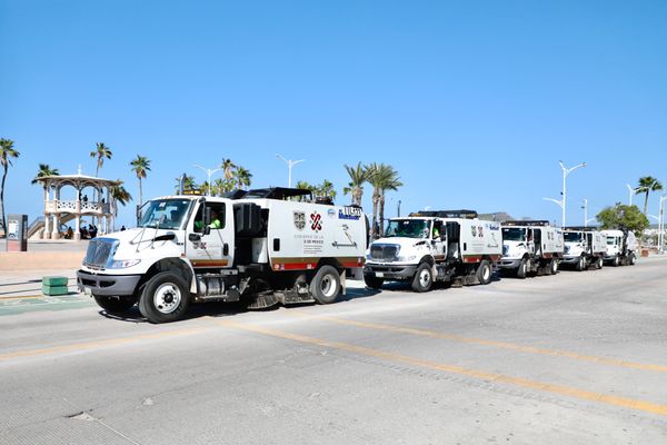 Arranca campaña “Reconstruyendo La Paz” con empleo temporal, limpieza, bacheo, desazolve y alumbrado público