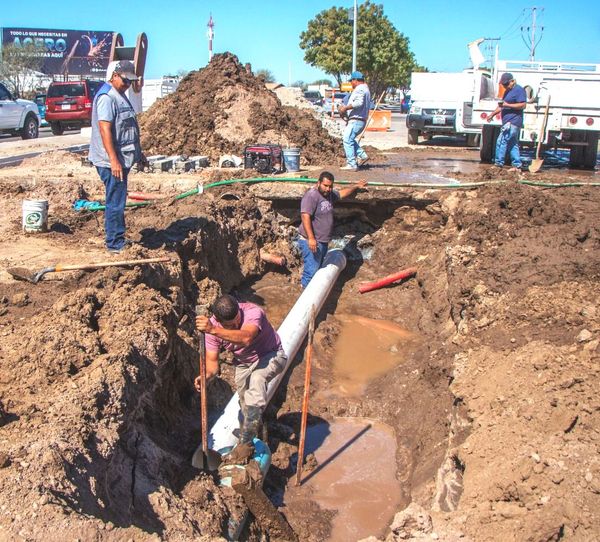 Se atendieron 254 fugas del 9 al 15 de octubre por parte del OOMSAPAS La Paz