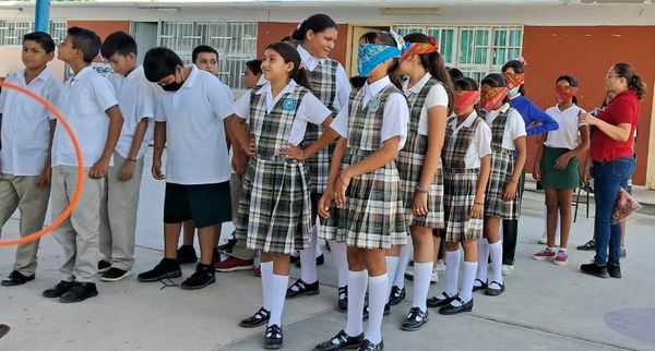 Sensibilizan a estudiantes con campaña “Inclúyete en mi mundo”