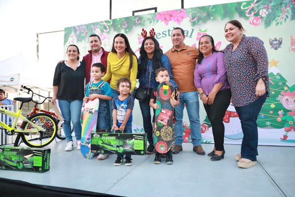 Llegó el festival “Navidad en tu Colonia” a Loma Obrera