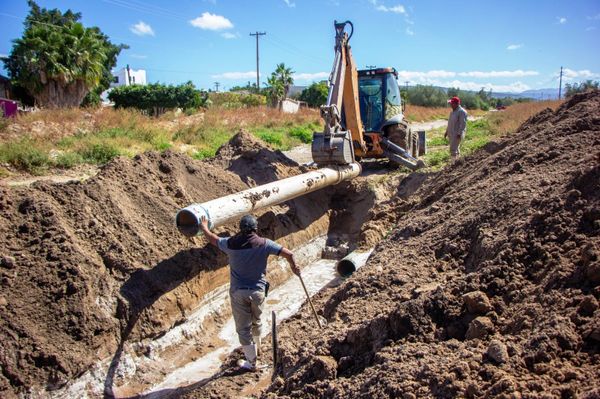 Concluye OOMSAPAS La Paz reparación de fuga en acueducto 1