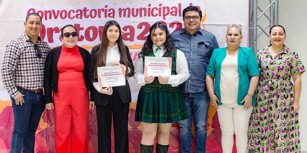 Ganadores del Concurso Municipal Juvenil de Oratoria 2024 en La Paz