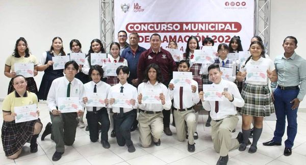 Premian a ganadores del Concurso Municipal de Declamación 2024