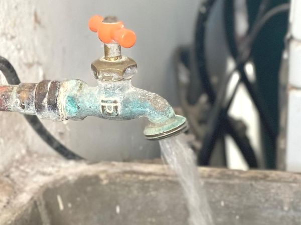 Suministradas 109 colonias con servicio de agua potable por red, el 25 de febrero: OOMSAPAS La Paz