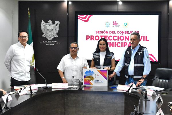 Presenta Milena Quiroga actualización del Atlas de Riesgo de La Paz