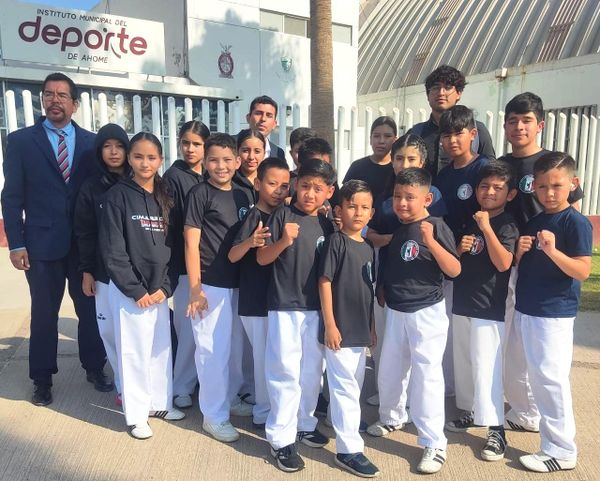 Triunfan exponentes de taekwondo apoyados por el DIF La Paz