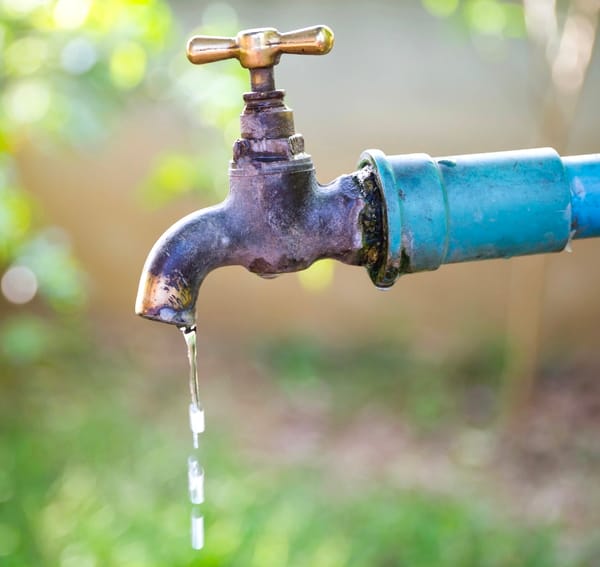 Suministra OOMSAPAS con agua potable a 98 colonias de La Paz el 25 de septiembre