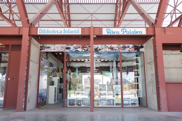 Milena Quiroga inaugura una biblioteca infantil en el CDM “El Piojillo”