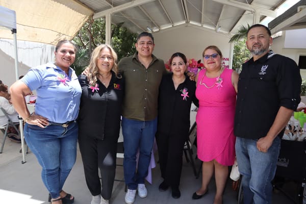 DIF La Paz celebra el Día de las Madres con más de 120 abuelitas de las Casas de Día