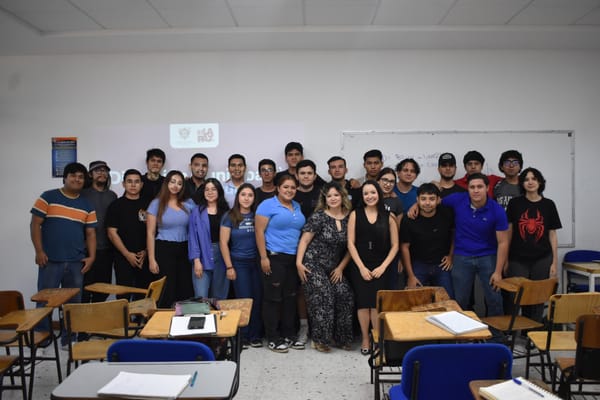 Dirección Municipal de la Juventud imparte charla sobre el sistema fiscal mexicano
