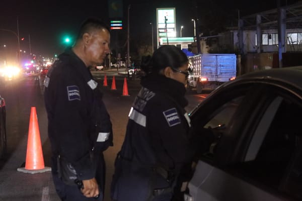 Aplican operativo de alcoholimetría en vialidades de La Paz