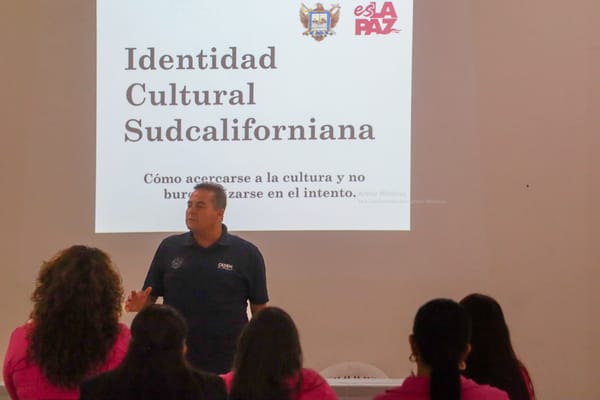 Capacita Turismo Municipal a arrendadoras de autos en Identidad Sudcaliforniana
