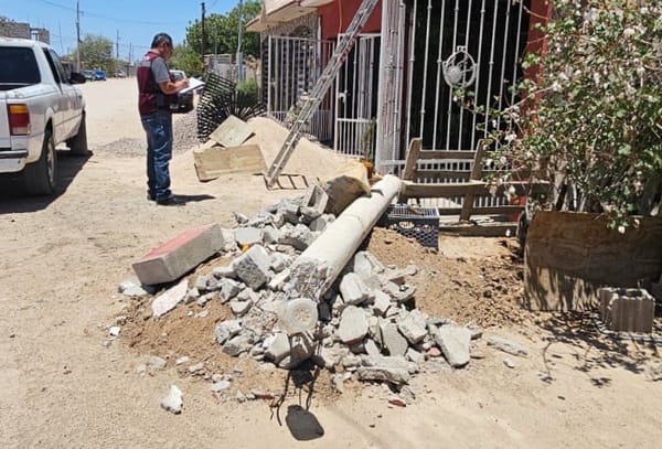 Inspectores de vía pública supervisan predios obstruidos en la ciudad de La Paz