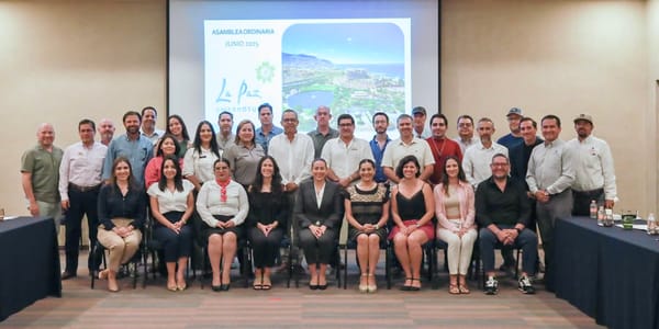 Refuerza Milena Quiroga diálogo con sector turístico de La Paz.