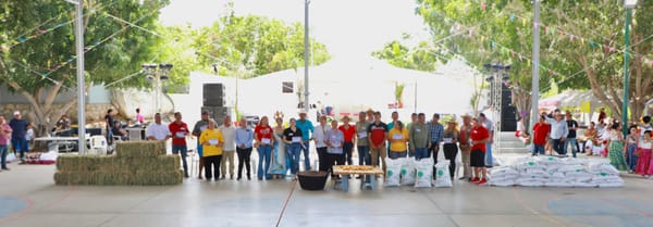 Impulsa Milena Quiroga tradiciones y economía local durante la Feria del Mango en San Bartolo