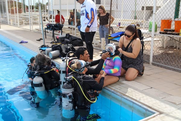 La Paz consolida el buceo inclusivo como una experiencia transformadora para las personas con discapacidad