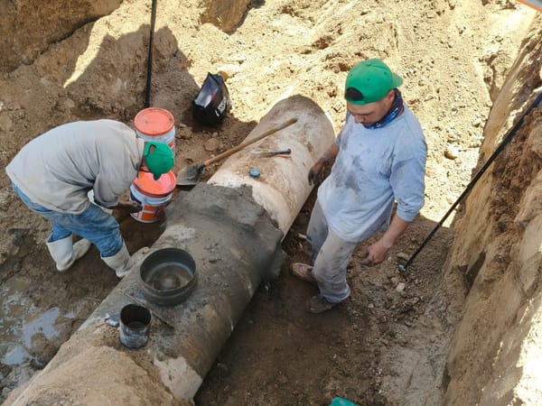 OOMSAPAS La Paz informa conclusión de reparaciones en acueducto 3 y rehabilitación en base de rebombeo