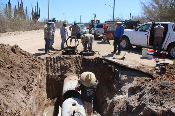 Avanza OOMSAPAS en recuperación de suministro de agua potable tras reparación de Acueducto 3
