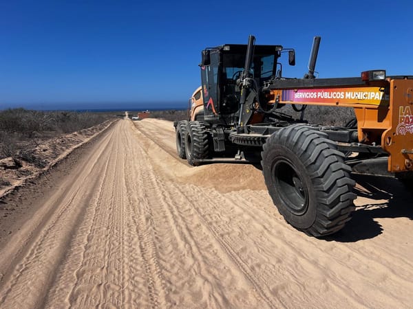 Atiende Ayuntamiento de La Paz más de 70 kilómetros de caminos rurales
