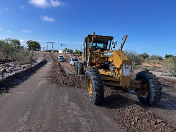 Avanza Ayuntamiento de La Paz trabajos de rehabilitación en colonias afectadas por las lluvias