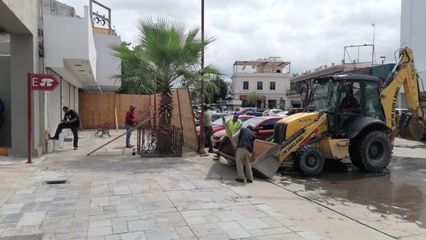 Gobierno Municipal de La Paz libera vía pública en la calle 16 de septiembre