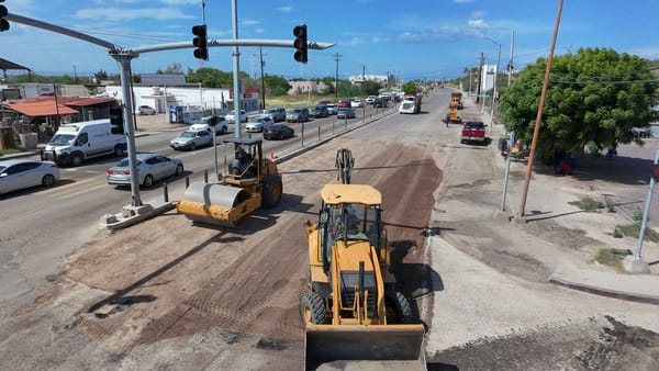 Trabaja gobierno de La Paz en reparación de vialidades y espacios públicos dañados por lluvias