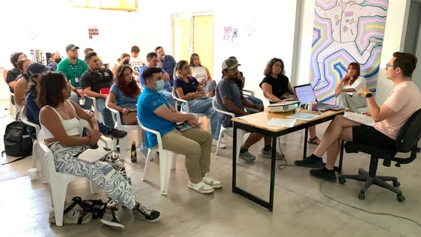 Capacita Ayuntamiento de La Paz a colectivos de divulgación científica rumbo a la Noche de las Estrellas 2025