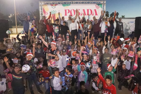 Encabeza Milena Quiroga posada navideña en El Pescadero