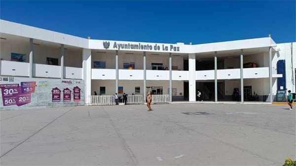 Derecho de Saneamiento Ambiental no impactará a restaurantes en La Paz