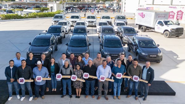 Entrega Milena Quiroga nuevos vehículos para atención en la zona rural