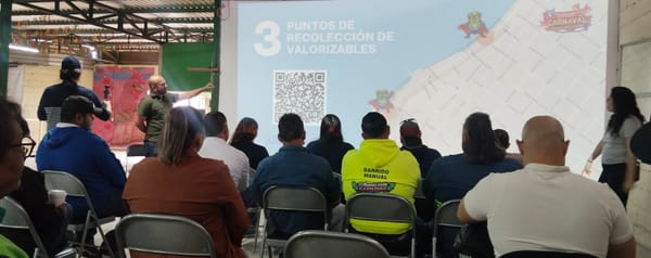Concluyen capacitaciones en el manejo de residuos a comerciantes del Carnaval La Paz 2026