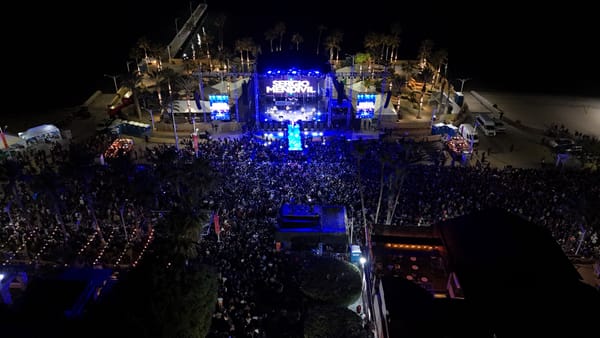 Corona Milena Quiroga al Rey de la Alegría y Reina de la Juventud del Carnaval La Paz 2026